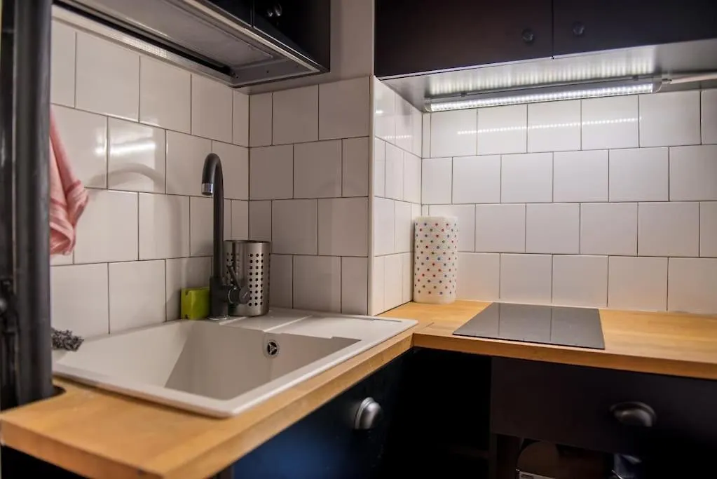 Apartment Calderon - Studio In Centre At Universitate & Old Town Bucharest Romania