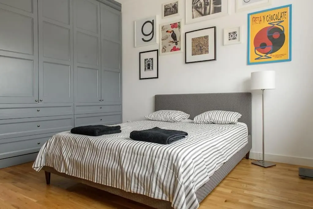 Calderon - Studio In Centre At Universitate & Old Town contacts
